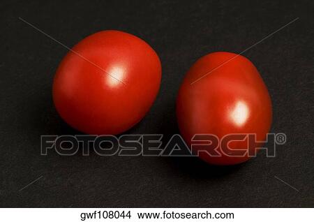 Picture - Close-up of tomatoes. Fotosearch