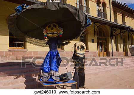 Statues in front of a railroad station building, Three Centuries Memorial Park, Aguascalientes, Mexico View Large Photo Image Stock Image - Statues in front of a railroad station building, Three Centuries Memorial Park, Aguascalientes, Mexico. Fotosearch