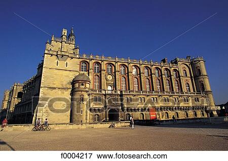 Stock Photo - castle, architecture, monument, Saint-Germain en Laye Castle, Europe, France, French. Fotosearch