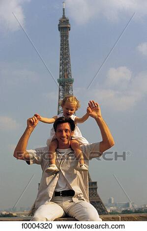 Stock Image - girl, child, children, monument, Eiffel Tower, stroll, strolling. Fotosearch