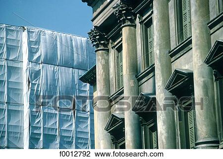 Stock Image - Italy, travel, travel Europe, Lombardie, Milan, exterior, open air. Fotosearch