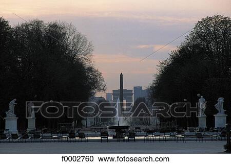 Stock Image - pond, general view, France, French, French Europe, fountain, Ile de France. Fotosearch