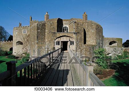 United Kingdom, England, Britain, fortified castle, Europe, castle, Castle of Kent View Large Photo Image Stock Photograph - United Kingdom, England, Britain, fortified castle, Europe, castle, Castle of Kent. Fotosearch