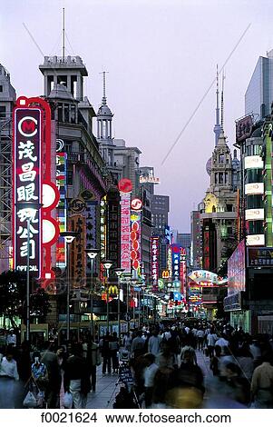 Picture - China, Shangai, shopping street. Fotosearch