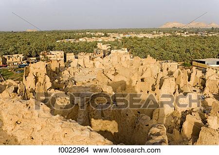Picture - Egypt, Libyan desert, Siwa Oasis, ruins of an old village. Fotosearch