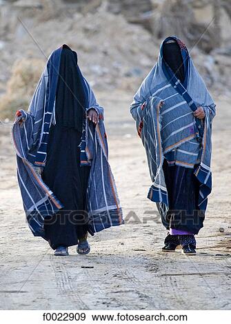 Stock Photo - Egypt, Libyan desert, Siwa Oasis, veiled women. Fotosearch