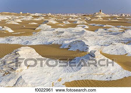 Stock Image - Egypt, Libyan desert, the white desert. Fotosearch