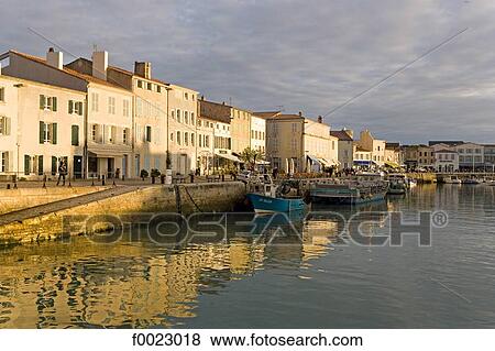 Stock Photo - France, Poitou Charentes, Re Island, Saint-Martin-de-Ré, the harbour. Fotosearch