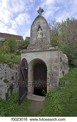 Stock Photograph - France, Touraine, Ferrière-Larçon, magical water spring of Saint Mandet. Fotosearch