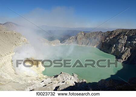 Stock Image - Indonesia, Java, Kawah Ijen volcano, crater. Fotosearch