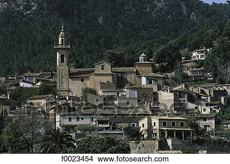Picture - Spain, Balearic Islands, Majorca, Valldemossa. Fotosearch