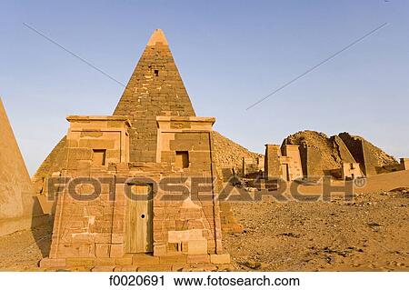 Sudan, Merowe necropolis View Large Photo Image Stock Image - Sudan, Merowe necropolis. Fotosearch