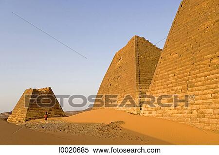 Sudan, Merowe necropolis View Large Photo Image Stock Photography - Sudan, Merowe necropolis. Fotosearch
