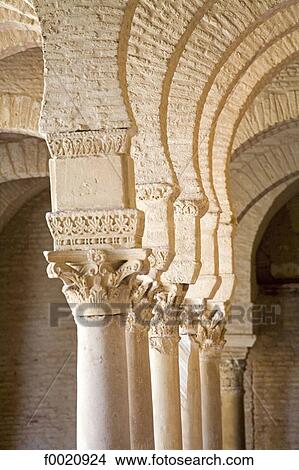 Picture - Tunisia, Kairouan, Mosque of Sidi Okaba, arches. Fotosearch