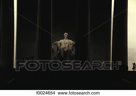 Picture - United States, Washington DC, Lincoln Memorial, statue of Abraham Lincoln. Fotosearch