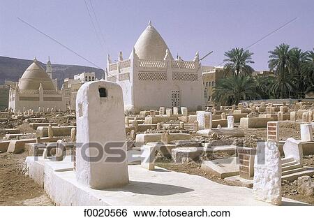 Stock Photograph - Yemen, Seyun, Mausoleum of Habshi. Fotosearch