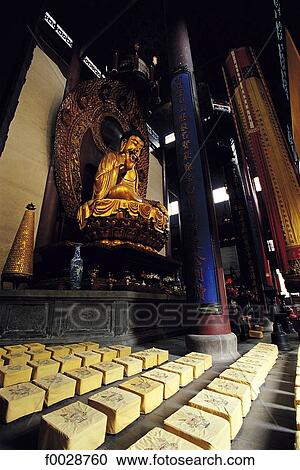 Stock Image - China, Zhejiang, Hangzhou, Lingyin temple. Fotosearch