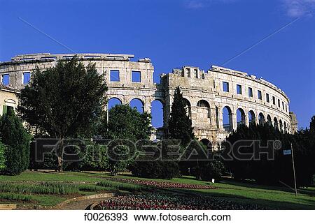 Croatia, Istria, Pula, Roman amphitheatre View Large Photo Image Stock Image - Croatia, Istria, Pula, Roman amphitheatre. Fotosearch