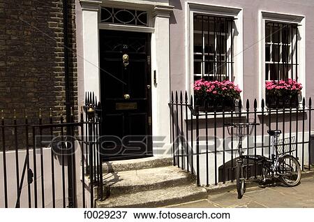 Stock Photo - England, London, Chelsea, Cheyne Row, dwelling. Fotosearch