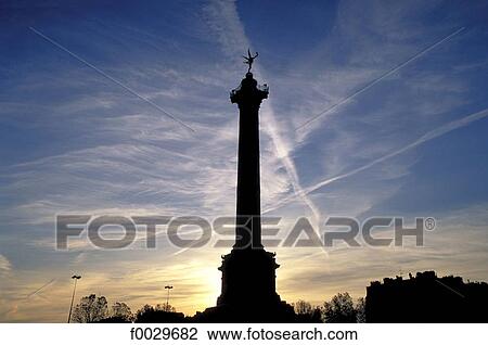 Stock Image - France, Paris, place de la Bastille, July column and Génie de la Liberté. Fotosearch