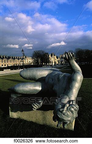 France, Paris, Tuileries Gardens, statue "La Rivière" by Maillol View Large Photo Image Stock Photograph - France, Paris, Tuileries Gardens, statue "La Rivière" by Maillol. Fotosearch