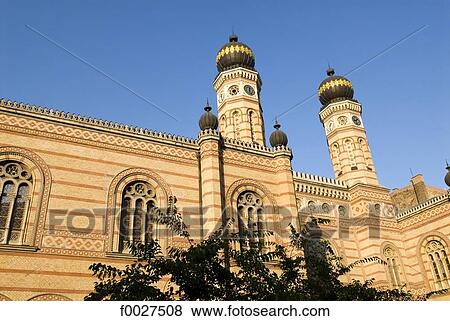 Stock Photo - Hungary, Budapest, Pest, Great synagogue. Fotosearch