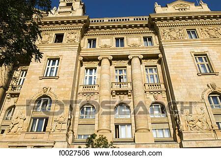 Stock Photograph - Hungary, Budapest, Pest, national bank. Fotosearch