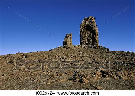 Picture - Spain, Canary Islands, Gran Canaria, Roque Nublo. Fotosearch