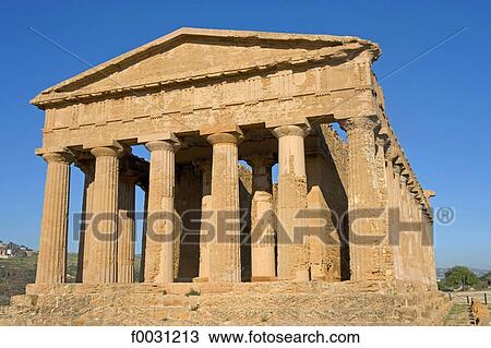 Stock Image - Italy, Sicily, Agrigente, concordia greek temple. Fotosearch