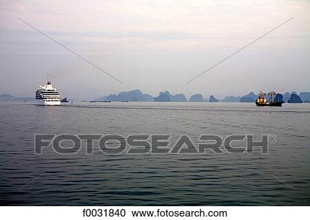 Stock Image - Vietnam, Halong bay.. Fotosearch