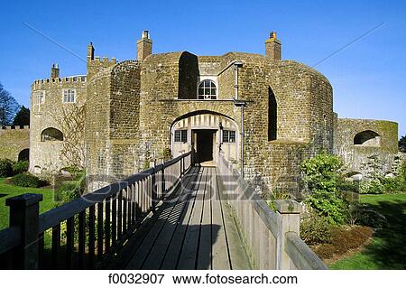 England, Kent, Walmer, the castle View Large Photo Image Stock Photo - England, Kent, Walmer, the castle. Fotosearch