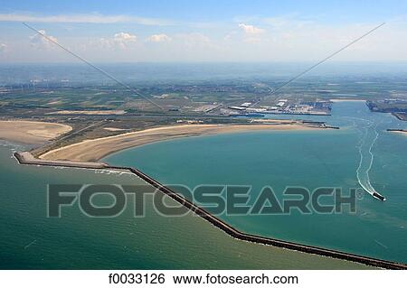 Stock Photograph - France, Nord, Dunkirk, the port. Fotosearch