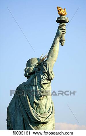 France, Paris, ile des cygnes, statue of liberty View Large Photo Image Stock Image - France, Paris, ile des cygnes, statue of liberty. Fotosearch