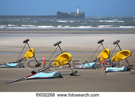 France, Pas-de-Calais, beach of Boulogne sur Mer View Large Photo Image Stock Photo - France, Pas-de-Calais, beach of Boulogne sur Mer. Fotosearch