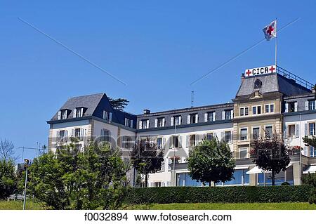 Picture - Switzerland, Geneva, international comity of the red cross. Fotosearch