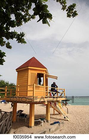 Picture - Barbados, lifeguard station. Fotosearch