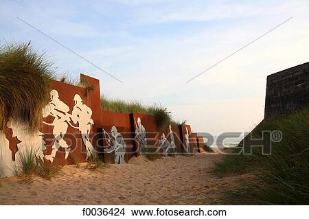 Picture - France, Normandy, Courseulles-sur-Mer, juno beach. Fotosearch