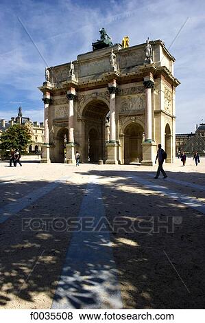Stock Photo - France, Paris (75), Ile de France, arc of triumph of the carrousel. Fotosearch
