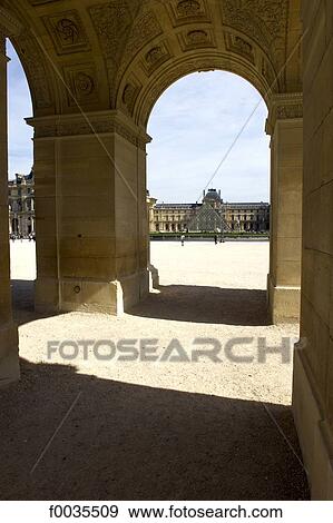 France, Paris (75), Ile de France, arc of triumph of the carrousel View Large Photo Image Stock Photo - France, Paris (75), Ile de France, arc of triumph of the carrousel. Fotosearch