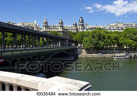 France, Paris (75), Ile de France, pont de Bir Hakeim View Large Photo Image Picture - France, Paris (75), Ile de France, pont de Bir Hakeim. Fotosearch