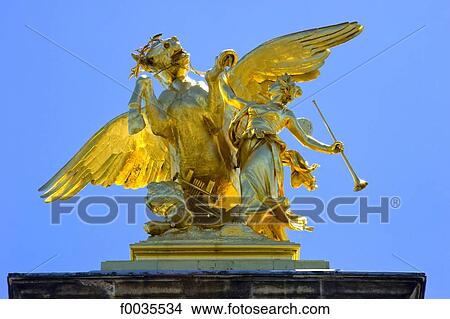 Picture - France, Paris (75), Ile de France, pont Alexandre III, statue. Fotosearch