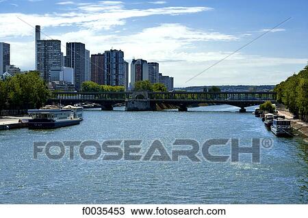 France, Paris (75), Ile de France, pont de grenelle View Large Photo Image Stock Image - France, Paris (75), Ile de France, pont de grenelle. Fotosearch