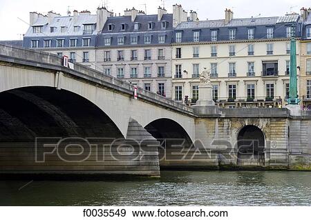 France, Paris (75), Ile de France, pont du carrousel View Large Photo Image Stock Photo - France, Paris (75), Ile de France, pont du carrousel. Fotosearch