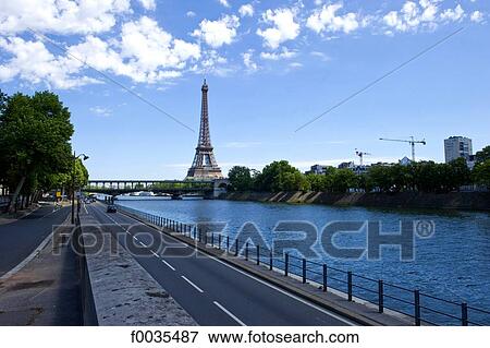 Stock Photo - France, Paris (75), Ile de France, the Eiffel tower. Fotosearch