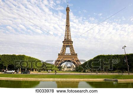 France, Paris, Eiffel tower and palais de chaillot in the background View Large Photo Image Stock Photo - France, Paris, Eiffel tower and palais de chaillot in the background. Fotosearch