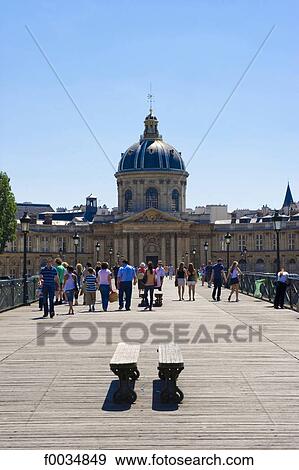 France, Paris, le pont des arts View Large Photo Image Stock Photo - France, Paris, le pont des arts. Fotosearch