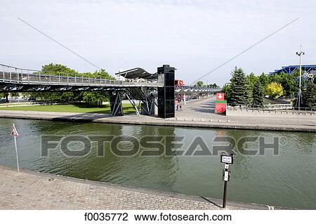 Stock Image - France, Paris, Ourcq canal, la Villette basin. Fotosearch