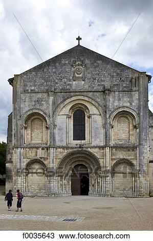 Stock Image - France, Poitou Charentes, Saintes, abbaye aux dames. Fotosearch