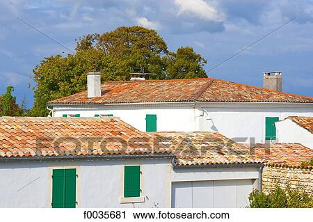 Stock Image - France, Poitou Charentes, Talmont sur Gironde. Fotosearch