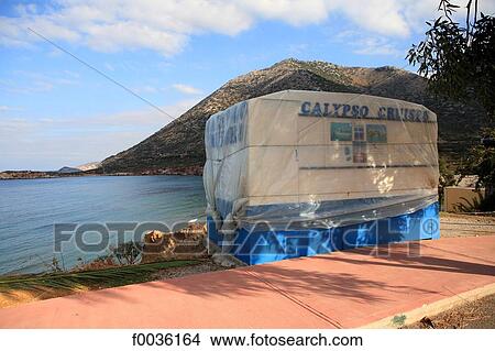 Picture - Greece, Crete, Agia Pelagia, hut. Fotosearch